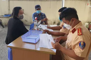 Đăng ký xe có nguồn gốc bị tịch thu có được không?