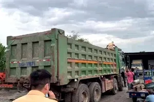 Từ chiếc xe 'hổ vồ' ở TP Thủ Đức, tài xế cần biết mức phạt đối với xe đổi kích thước thành thùng xe