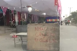 Tổ chức đám cưới trên hè phố có bị xử phạt?