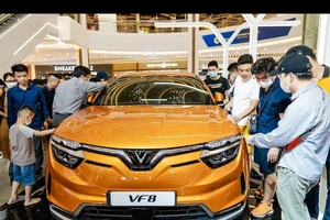 Lộ trình sử dụng 100% xe điện tại Việt Nam