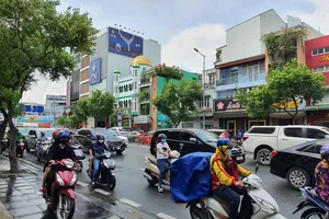 Tổng hợp mức phạt mà các loại xe cố tình chạy chậm theo Nghị định 168/2024