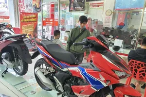 Honda Winner X bất ngờ giảm giá đến 5 triệu đồng