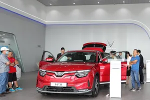 VinFast quay trở lại cuộc đua doanh số trên thị trường ô tô