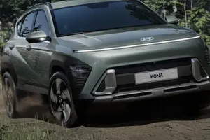 Hyundai Kona 2023 lộ diện mạo táo bạo và nhiều tùy chọn, có cả bản thuần điện