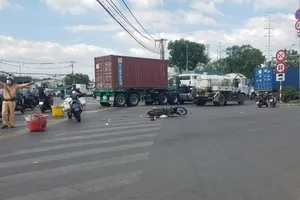 Công an cảnh báo tai nạn do đi sai tại các vòng xuyến ở TP.HCM 