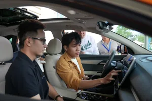 Trải nghiệm lái thử ô tô điện VinFast trên toàn quốc