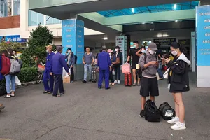 Bị lừa khi mua vé tàu hoả dịp lễ 30-4 và 1-5