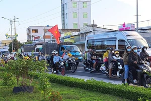 Ngày đầu đi làm lại sau lễ, người dân lại lên kế hoạch nghỉ 4 ngày dịp lễ 2-9