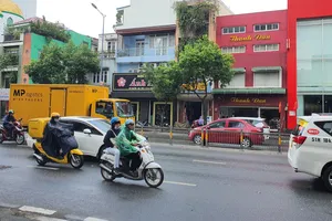 Sẽ kiểm tra sức khoẻ định kỳ đối với người lái xe mô tô, xe gắn máy?