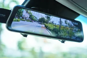 Yêu cầu camera trên gương ô tô phải có nhãn hiệu của nhà sản xuất rõ ràng, dễ đọc và khó tẩy xóa