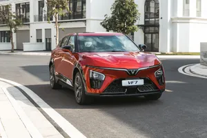 VinFast VF 7: cỗ máy nhanh và mạnh nhất phân khúc C-SUV 