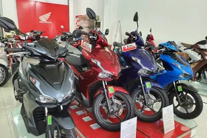 Honda Air Blade có giá chỉ hơn 38 triệu đồng dịp cuối năm