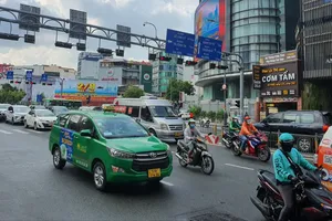 Quy định mới nhất về tín hiệu đèn vàng khi tham gia giao thông