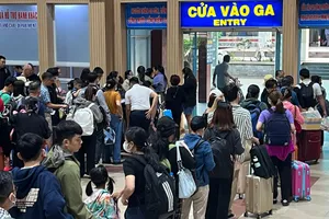 Hơn 6.000 hành khách di chuyển bằng tàu hỏa dịp 2-9 qua ga Sài Gòn