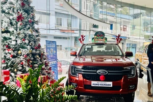 Loạt ô tô được ưu đãi dịp cuối năm, có xe giảm giá tới hơn 200 triệu đồng