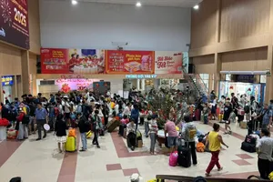 Những lưu ý đặc biệt để không bị trễ chuyến tàu về quê đón Tết