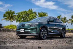 VinFast bất ngờ công bố dừng chính sách thuê pin ô tô, xe máy từ 1-3