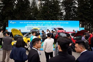 Người mua lý giải kỷ lục cọc của xe điện VinFast Green