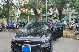 Sẽ siết việc cá nhân tự cho thuê xe tự lái mà không có hợp đồng?