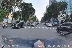 Nhường đường tại nơi đường giao nhau như thế nào cho đúng?