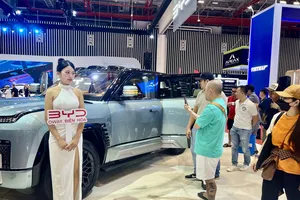 Nhập khẩu xe ô tô từ Nhật Bản, Trung Quốc, Đức tăng mạnh