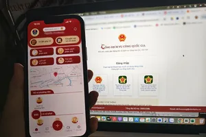 Làm sao để biết ai đang đứng tên trên giấy đăng ký xe của mình?