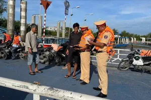 CSGT TP.HCM sẽ đo nồng độ cồn 100% người lái phương tiện đường thủy