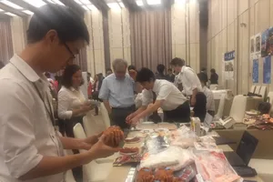 Người Nhật tiếp thị hàu, sò điệp... tại Việt Nam