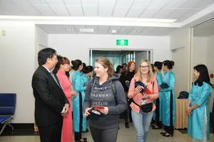 Cướp giật, đu bám...gây bất an cho du khách 