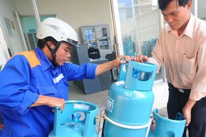 Giá gas đồng loạt giảm mạnh nhất từ đầu năm