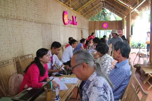 Coi chừng tour 'đóng tiền để đi du lịch trọn đời'