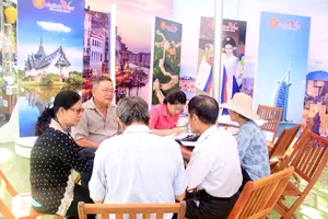 Muốn khách đến nhà, phải mở rộng cửa