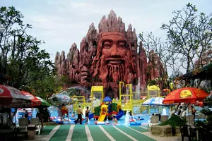 Du lịch đường sông TP.HCM bị chê 'quá nghèo'