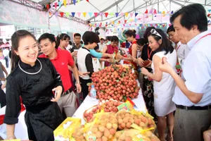 Vải thiều Lục Ngạn lên kệ đại siêu thị Thái Lan