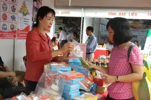 Hàng loạt 'ông lớn' tham gia giảm giá, khuyến mãi