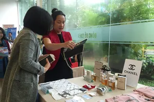 Vì sao loạn hàng 'made in China' gắn mác Việt?