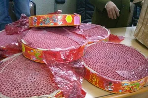 Pháo lậu, súng hơi đi tàu biển về Việt Nam