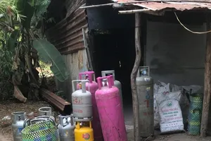 Bình Dương phát hiện cơ sở chiết gas trái phép