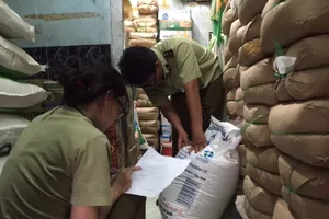 Phát hiện lượng đường 'khủng' hết hạn sử dụng