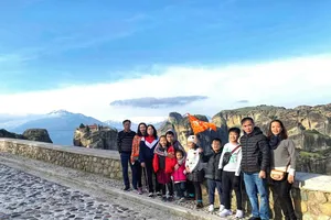 150 ngàn người dân thành phố ra nước ngoài ăn Tết