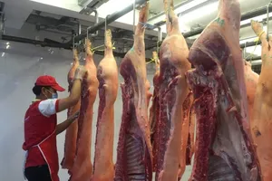 Được mua gà, vịt...bình ổn giá rẻ hơn 35% bình thường