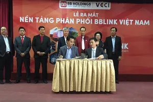 Tiệm tạp hóa, chợ truyền thống... lên đời nhờ công nghệ mới