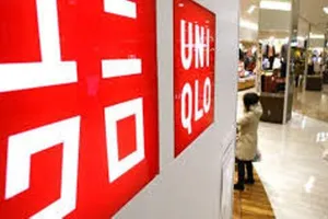 Chưa có mặt ở Việt Nam, Uniqlo đã bị làm giả, làm nhái