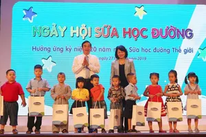 Hơn 250 ngàn trẻ em TP.HCM sắp được uống sữa học đường