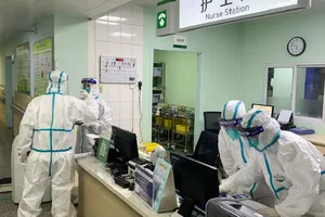 Dịch bệnh liên quan virus corona đang diễn biến phức tạp.