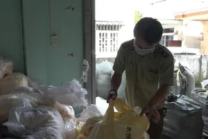 Đột kích cơ sở tấm nệm nghi giả thương hiệu