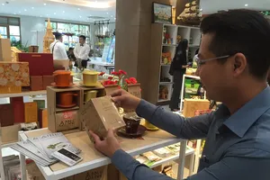 Bất ngờ với nước mắm Việt hơn 400.000 đồng/chai trên Amazon 