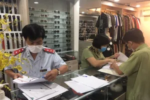 Dùng thông tin giả để bán hàng trên mạng khá phổ biến