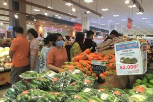 Kinh doanh ăn uống, lưu trú ...ảnh hưởng nặng nề vì dịch