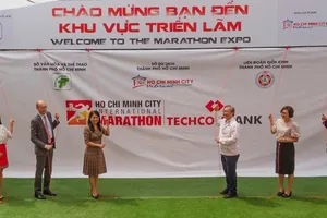 Hơn 13.000 người tham gia chạy marathon kích cầu du lịch
